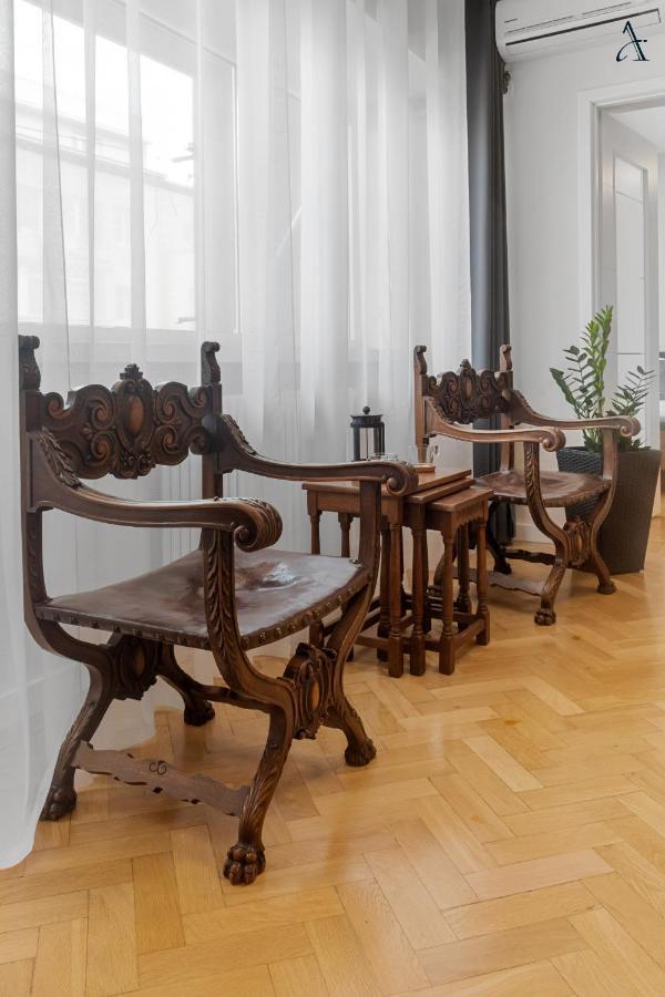 Rentforcomfort Coquette 1Bdr Calea Victoriei Букурещ Екстериор снимка